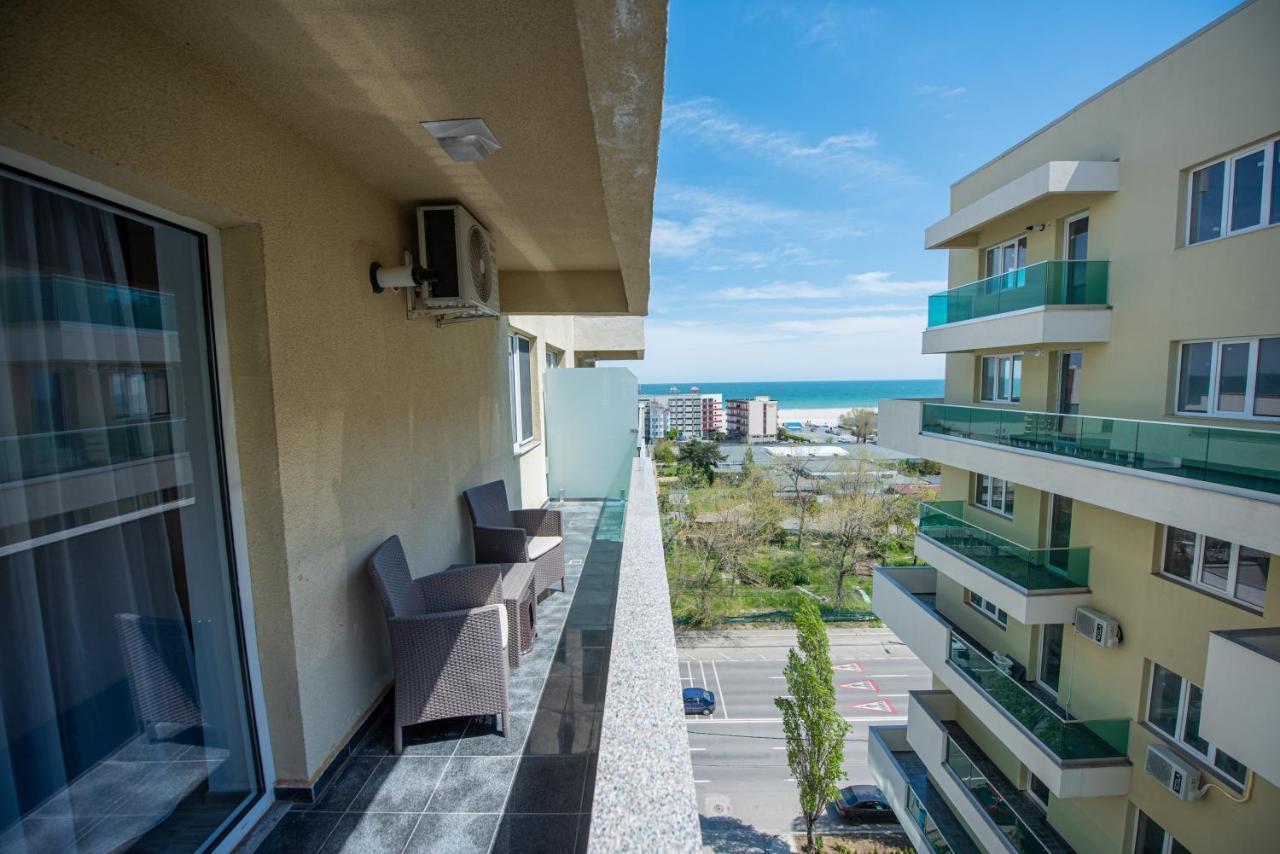 Moonlight Sky Mamaia Apartment Экстерьер фото